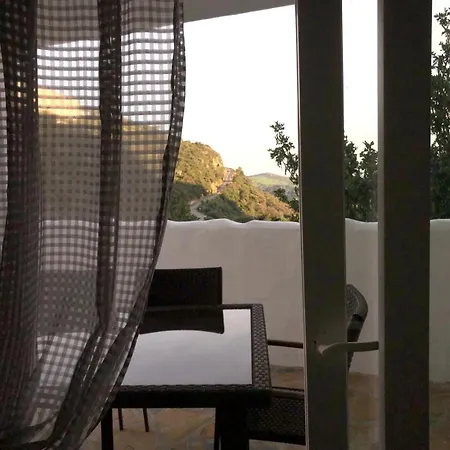 Huertezuela Apartment *